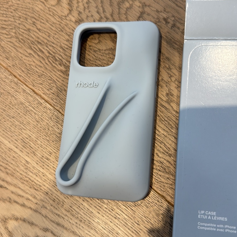 Rhode Phone Lip Case - Picture 2 of 6